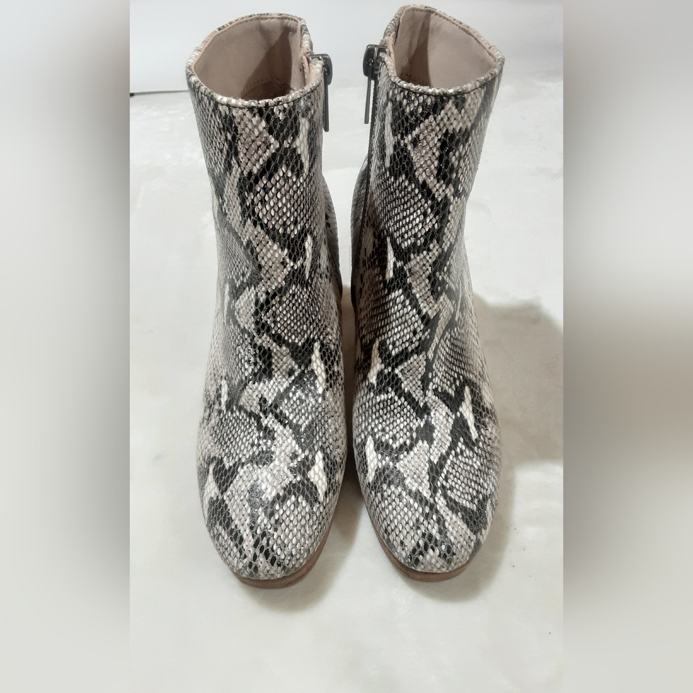 American Rag boots